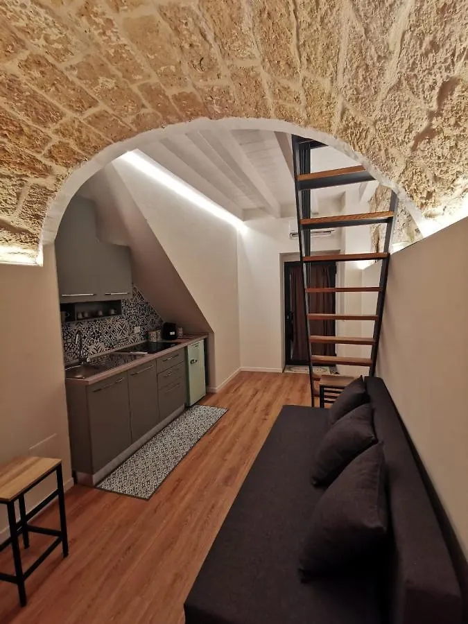 Corte San Triggiano 13 Citta Vecchia, בארי דירה