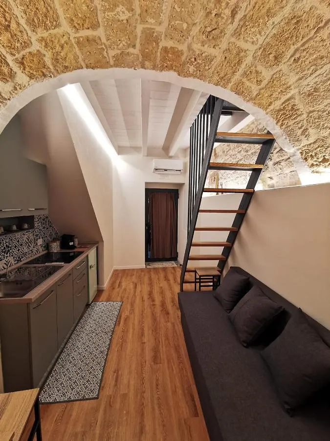Corte San Triggiano 13 Citta Vecchia, בארי