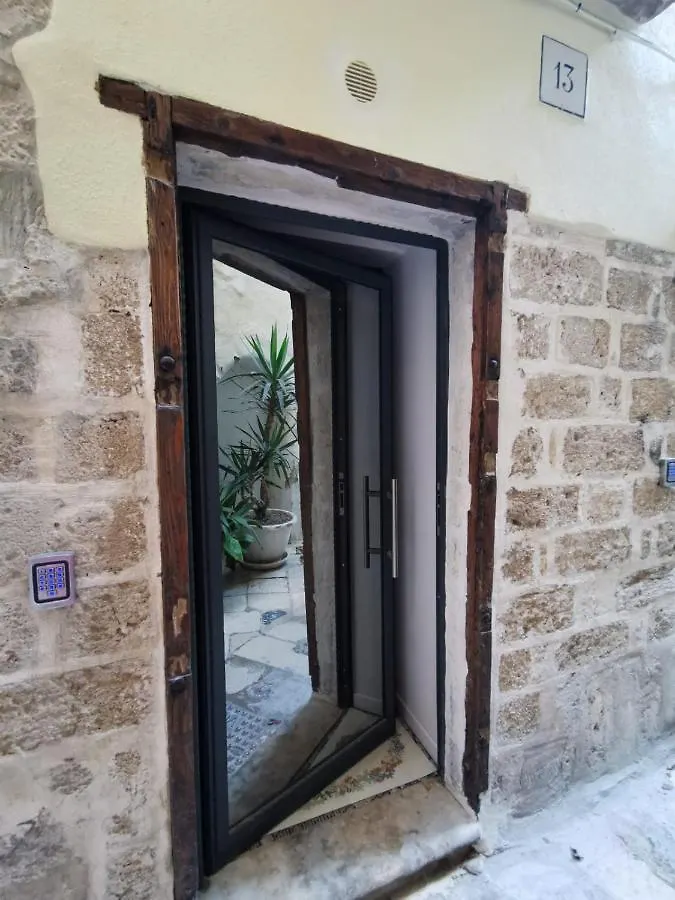 דירה Corte San Triggiano 13 Citta Vecchia, בארי איטליה